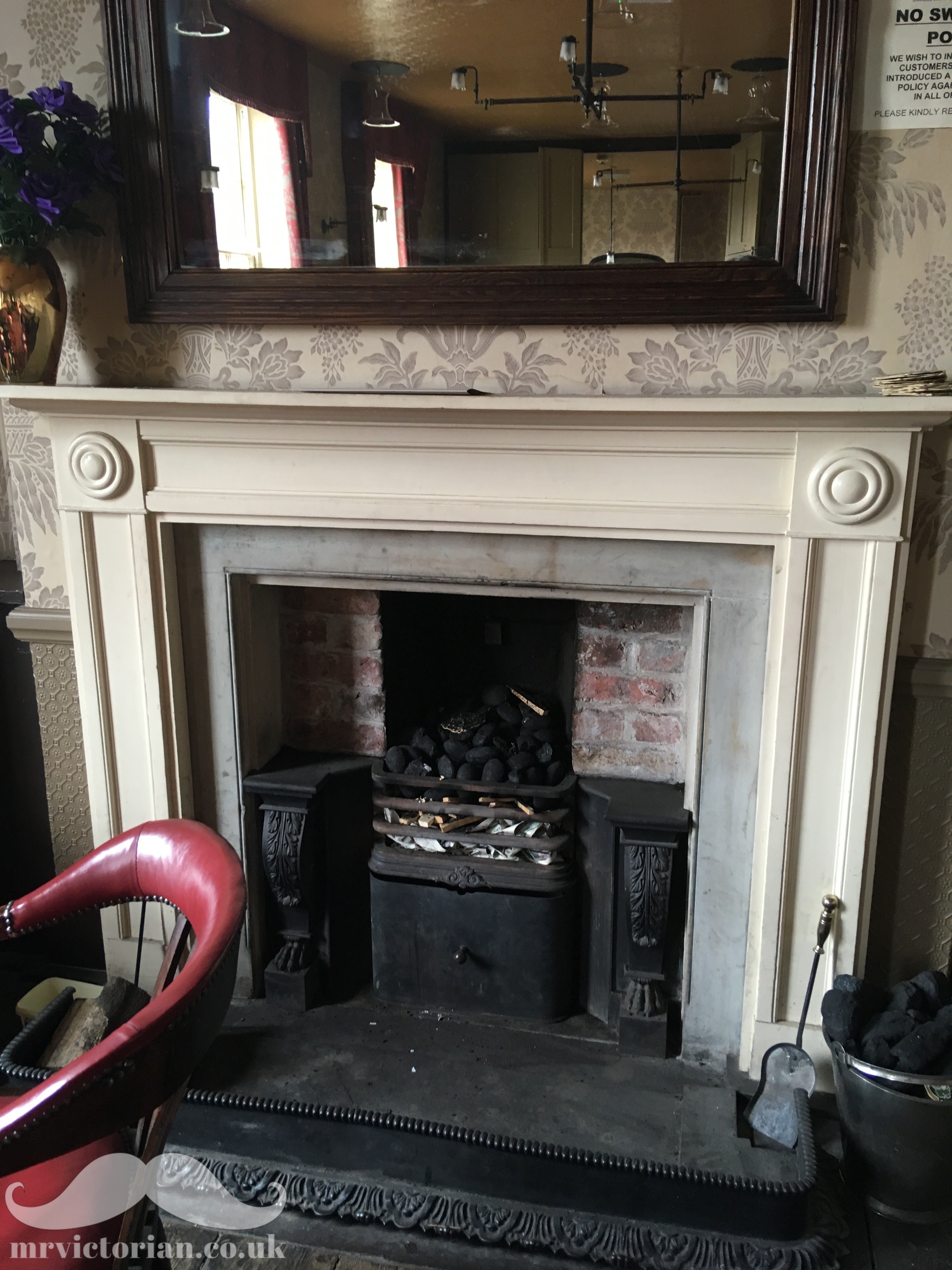 A Georgian hobgrate antique fireplace reinstating a Victroian