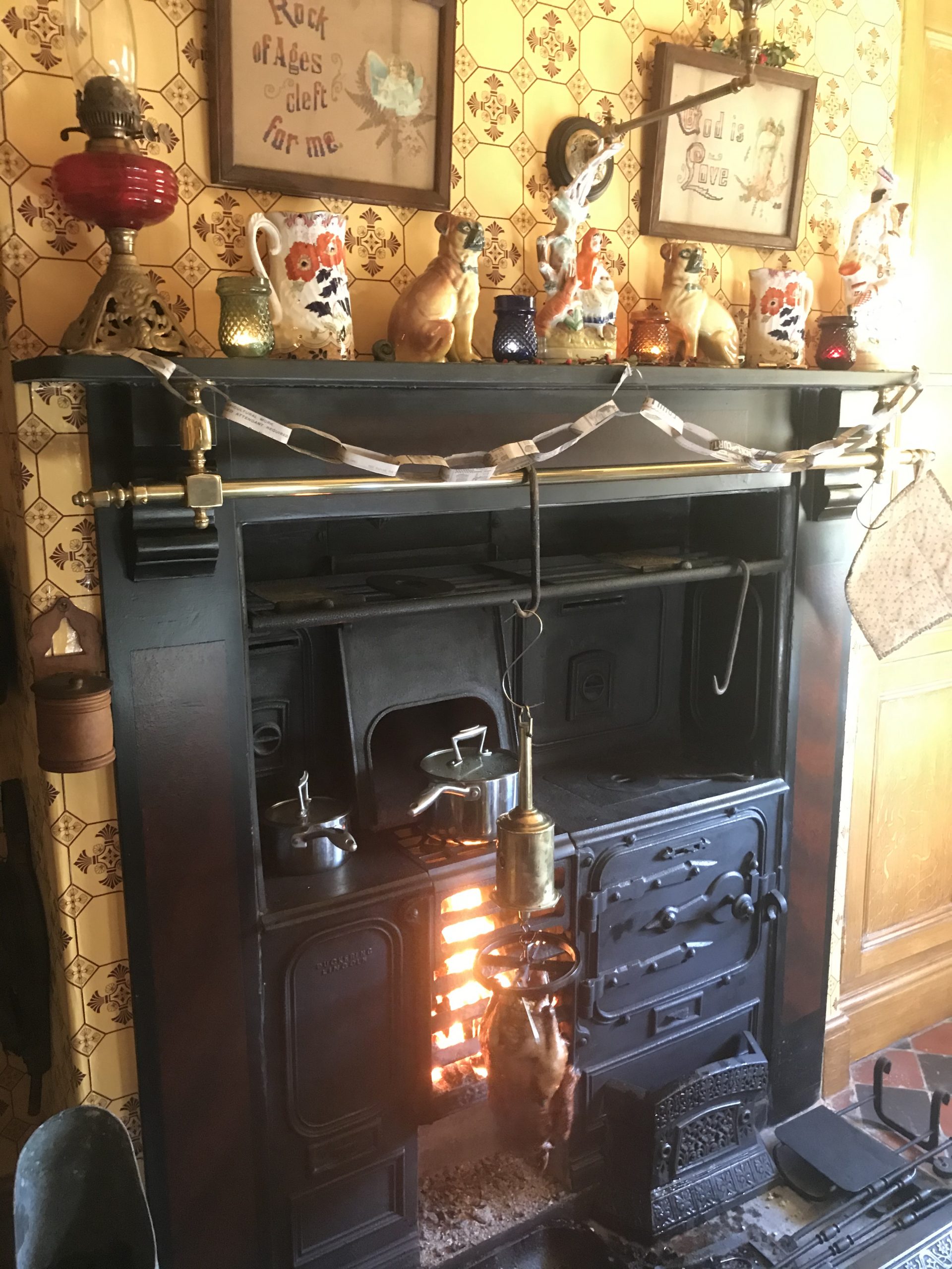 Old Cast Iron Gas Stove Restoration. 