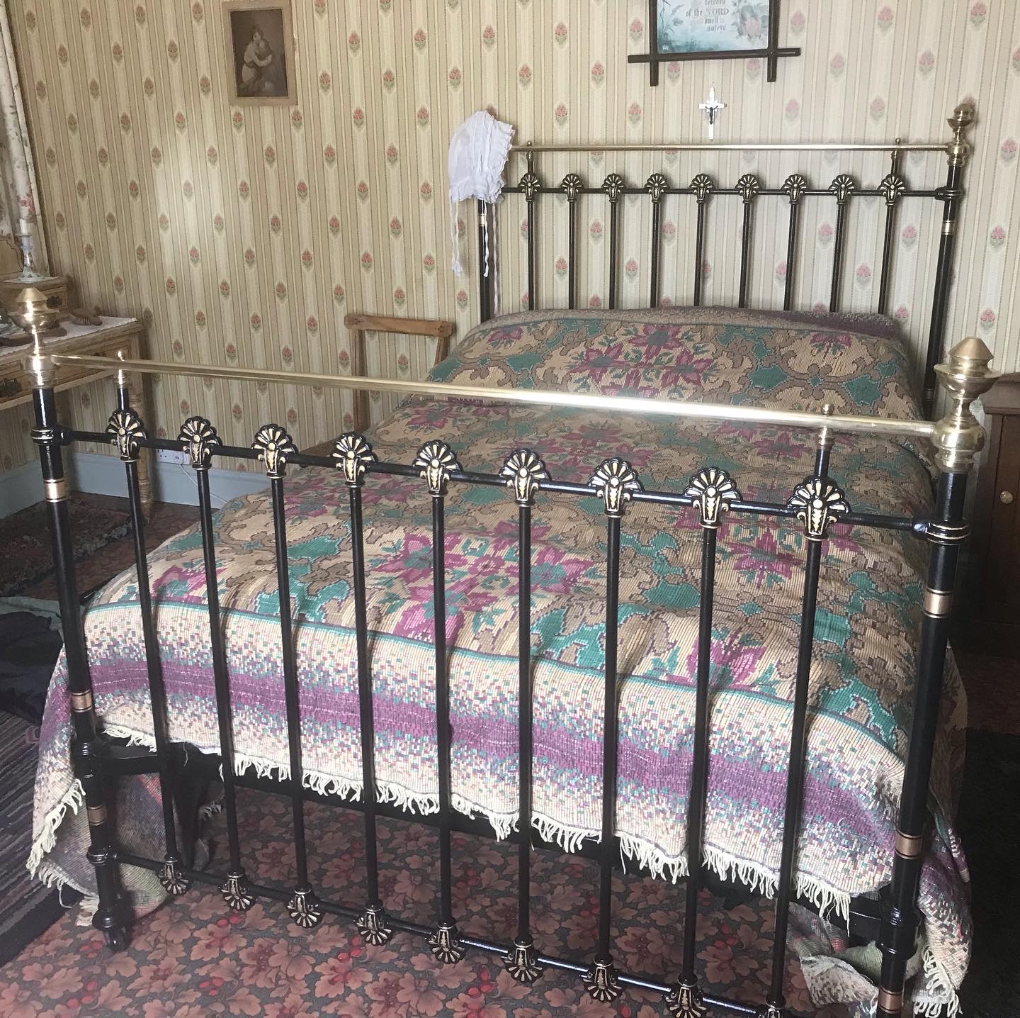 The Victorian Brass And Iron Bed A History And A Restoration Mr Victorian 4758